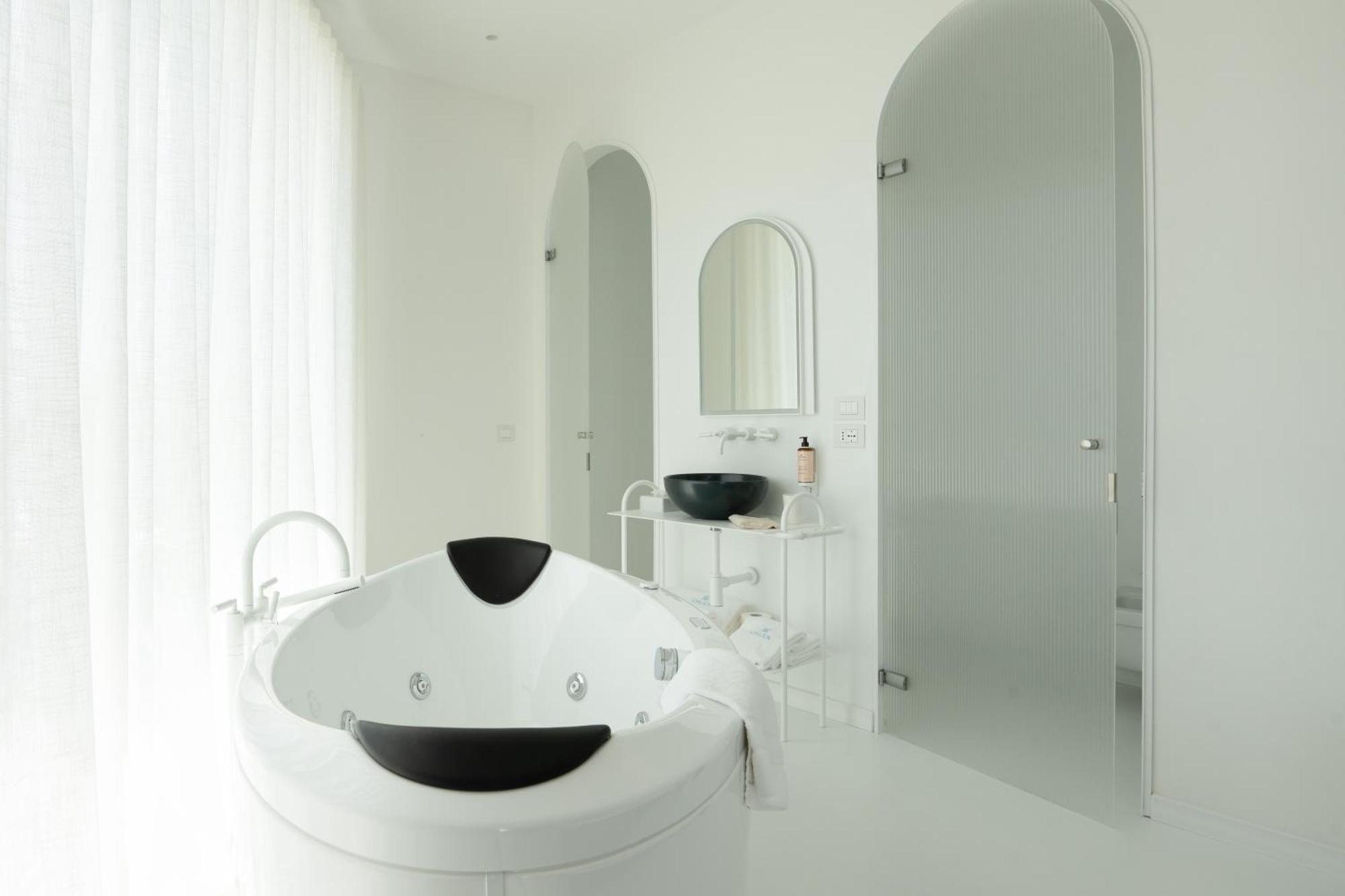 Calea Boutique Hotel บาโคลี ภายนอก รูปภาพ